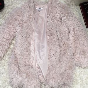 BLUSH PINK FLUFFY JACKET (size m)